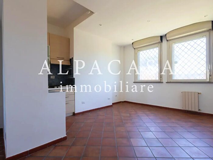 Appartamento bilocale in vendita in Via Andrea Noale, Roma