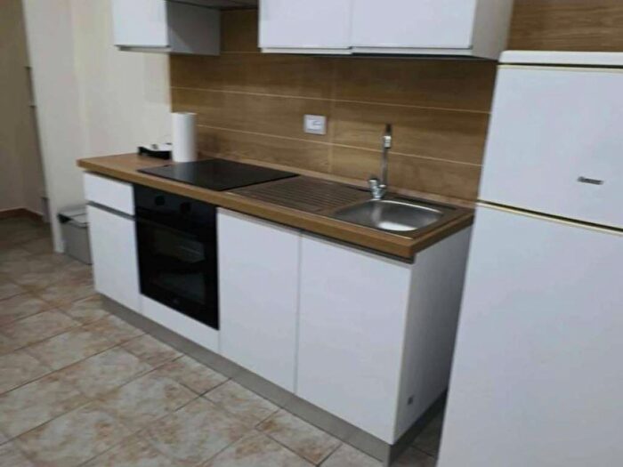 Appartamento monolocale in affitto in Via Genova, Nizza Millefonti, Torino