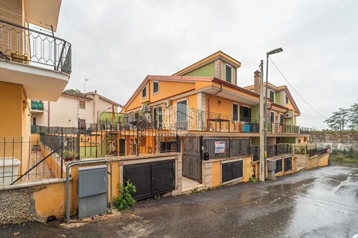 Appartamento bilocale in vendita in Via Niccolo Paganini, Guidonia Montecelio