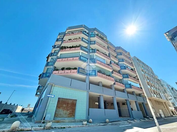 Appartamento trilocale in vendita in Via Nino Rota, Bari