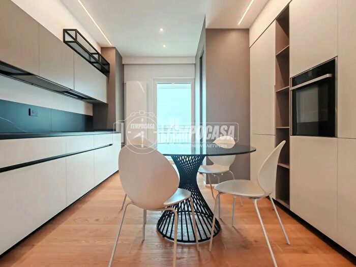 Appartamento trilocale in vendita in Via Tripoli, Putignano