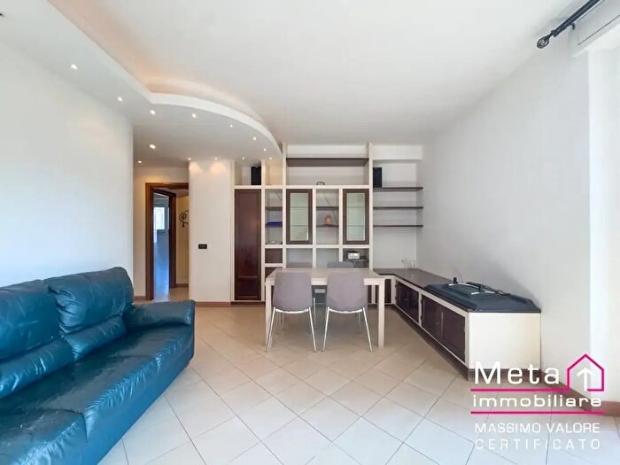 Appartamento trilocale in vendita in Via Fermi, San Donato Milanese