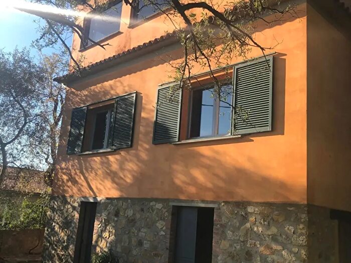 Casa con 5 locali in vendita in Magliano In Toscana