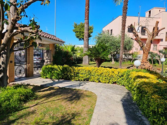 Appartamento bilocale in affitto in Via Lodovico Bertonio, Dragona, Roma