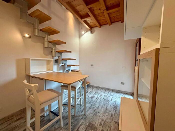 Appartamento bilocale in affitto in Legnaia San Quirico Monticelli, Firenze
