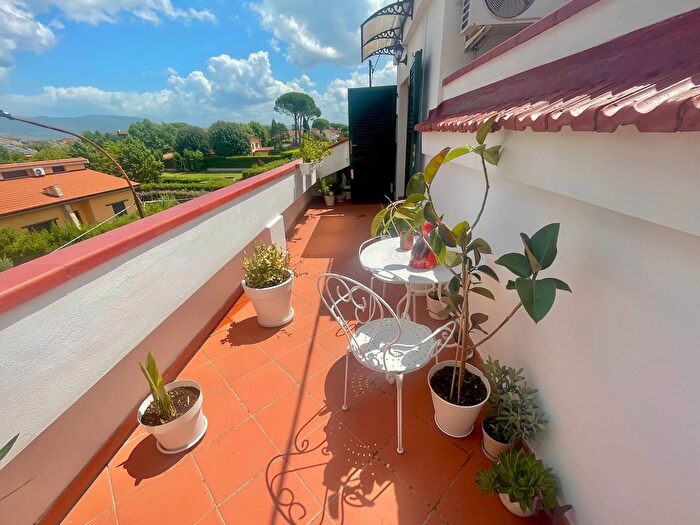 Casa trilocale in vendita in Via Pistoiese, Campi Bisenzio