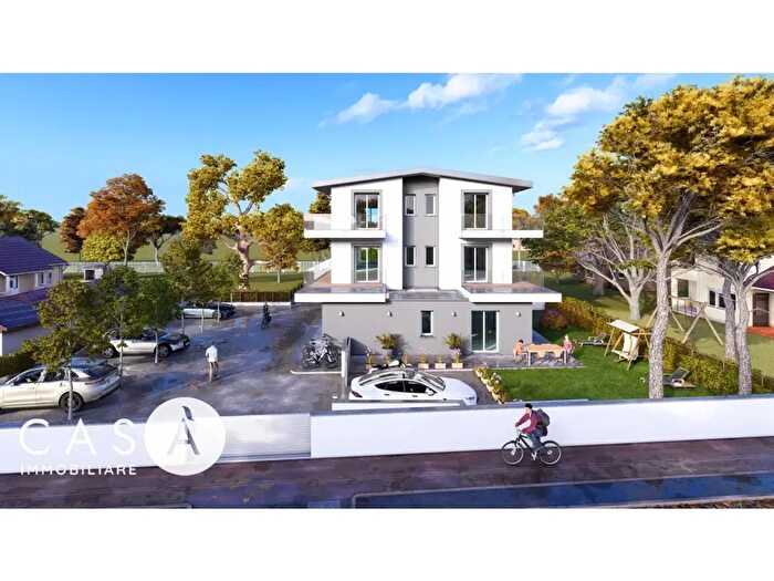 Appartamento trilocale in vendita in Via Pinarella, Cervia