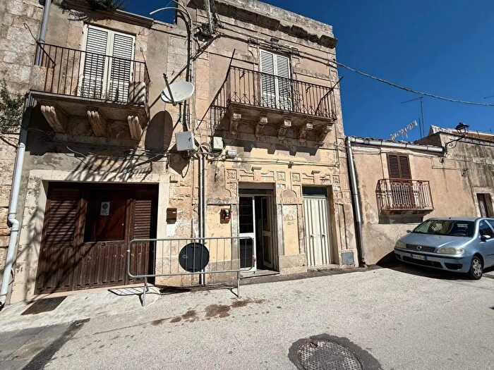 Appartamento quadrilocale in vendita in Buscemi