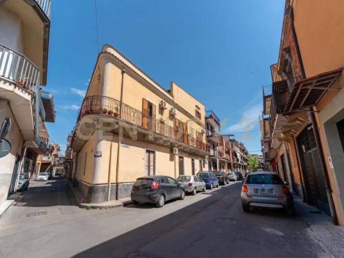 Appartamento con 7 locali in vendita in Via Fallica, Paterno