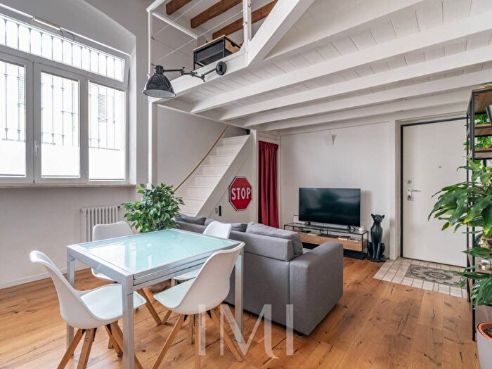 Appartamento trilocale in affitto in Via Ambrogio Binda, Barona, Milano