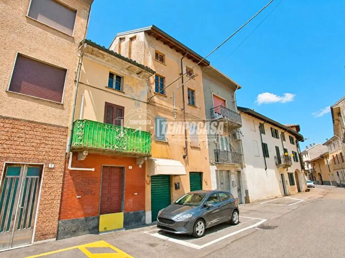 Casa quadrilocale in vendita in Cerano