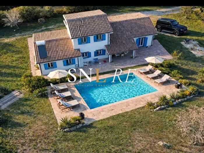 Casa con 5 locali in vendita in Via Marco Polo, Tortoli'