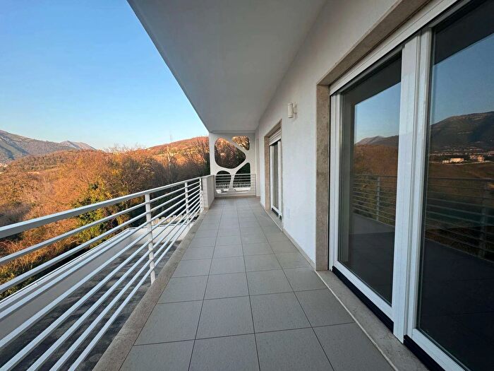 Appartamento trilocale in vendita in Via Panoramica, Salerno