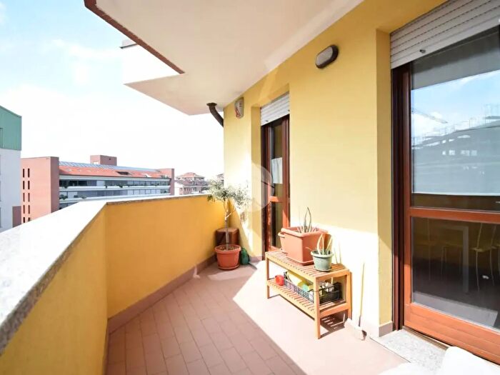 Appartamento trilocale in vendita in Via Jan Palach, Agrate Brianza