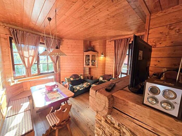 Appartamento trilocale in affitto in Via Italia, Aprica