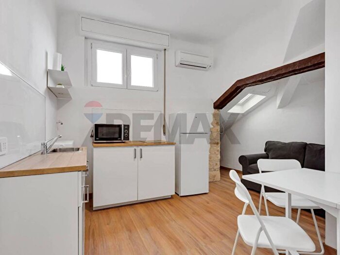 Appartamento bilocale in affitto in Via Della Maggiolina, Maggiolina, Milano