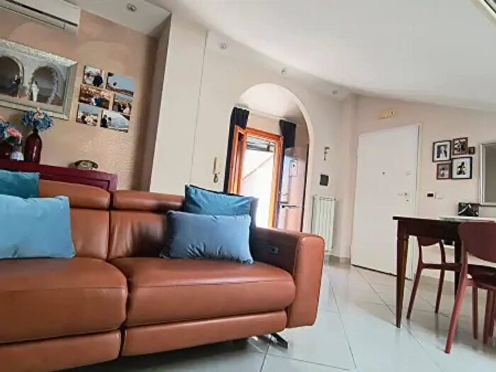 Casa quadrilocale in vendita in Via Salvador Allende, Giffoni Valle Piana