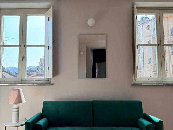 Appartamento trilocale in affitto in Corso Alcide De Gasperi, Crocetta, Torino