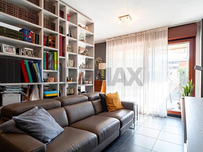 Appartamento trilocale in vendita in Louis Armstrong, Parma