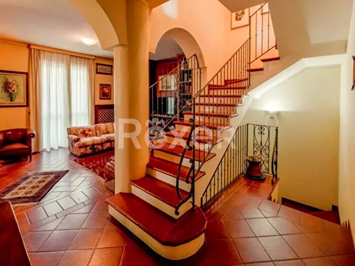 Casa quadrilocale in vendita in Viale Italia, Gussago