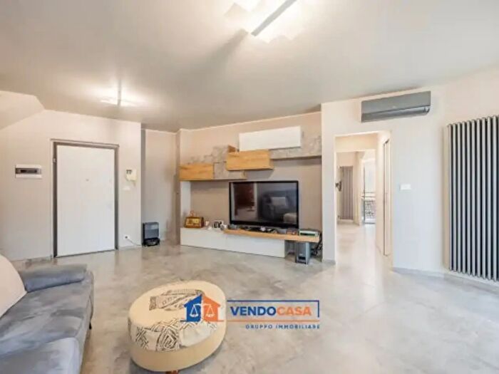 Appartamento con 6 locali in vendita in Via Fratelli Rosselli, Settimo Torinese
