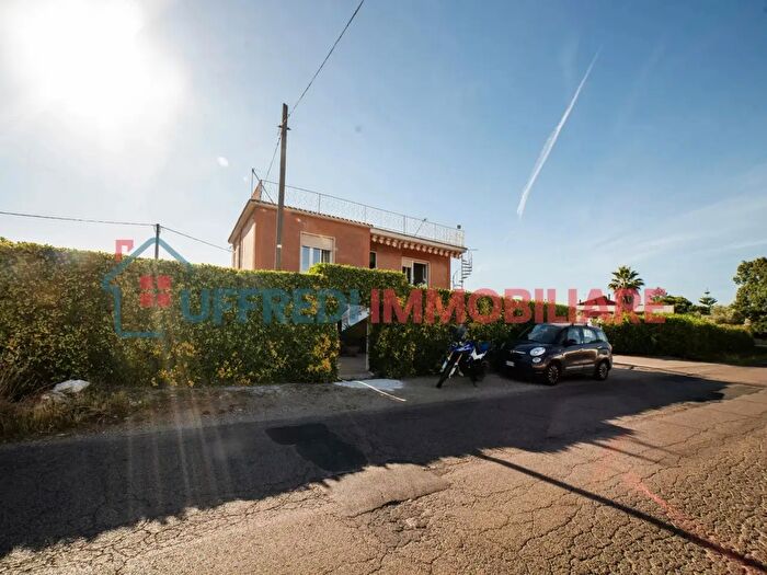 Casa trilocale in vendita in Via Reynolds, Cisterna Di Latina