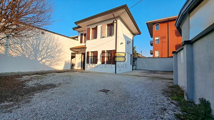 Casa in vendita in Via Giovanni Battista dalla Libera, Padova