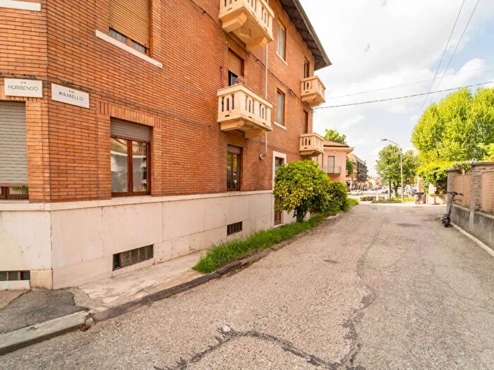 Appartamento quadrilocale in vendita in Via Mirabello, Torino