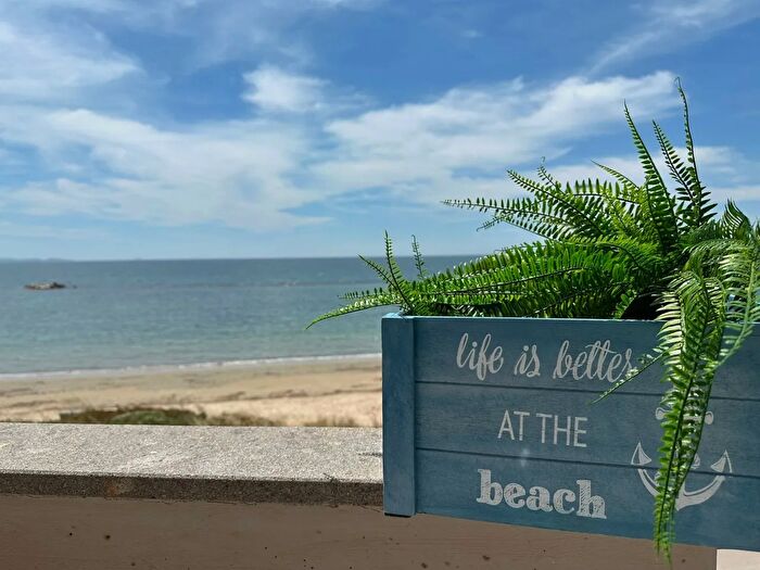 Appartamento quadrilocale in affitto in Viale Italia, Follonica