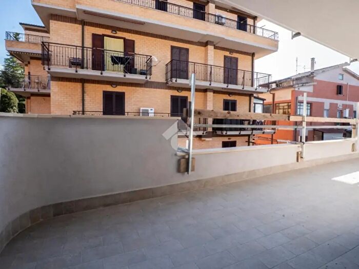 Appartamento trilocale in vendita in Via Lorenzo Il Magnifico, Fonte Nuova