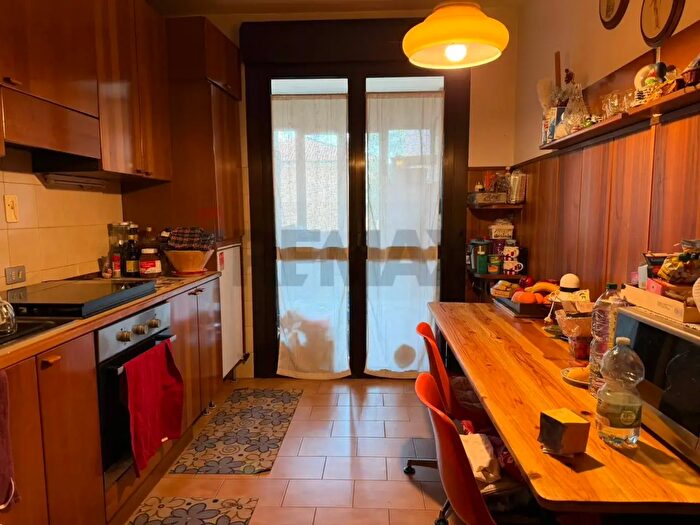 Appartamento con 5 locali in vendita in Viale San Lazzaro, Vicenza