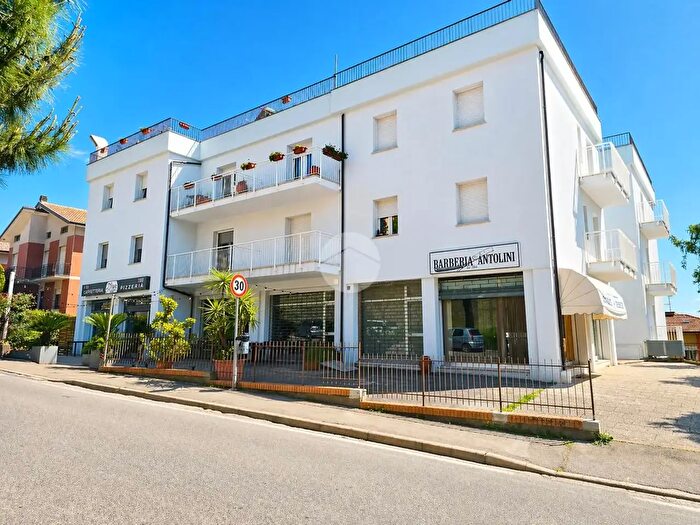 Appartamento con 6 locali in vendita in Via Circonvallazione Le Grazie, Potenza Picena