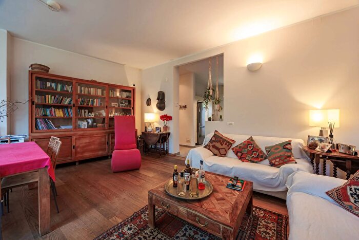 Appartamento con 7 locali in vendita in Strada Val San Martino Inferiore, Torino