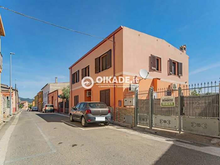 Casa quadrilocale in vendita in Sarroch