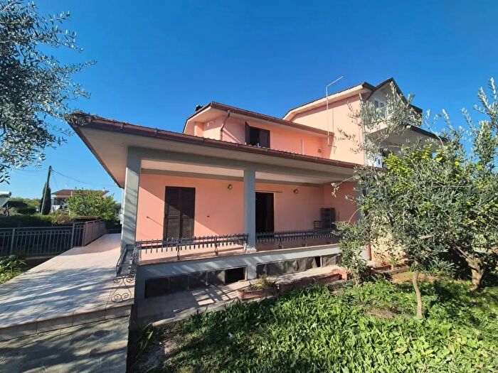 Casa quadrilocale in affitto in Fiano Romano