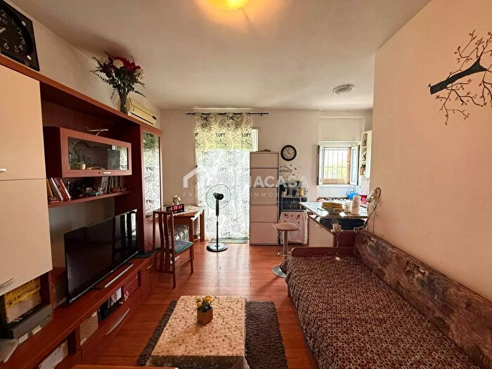 Appartamento bilocale in vendita in Milano