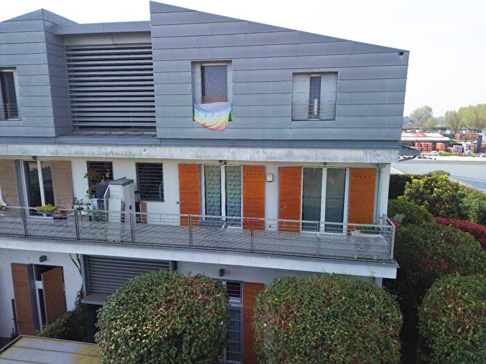 Appartamento bilocale in affitto in Via Privata Pienza, Gratosoglio, Milano