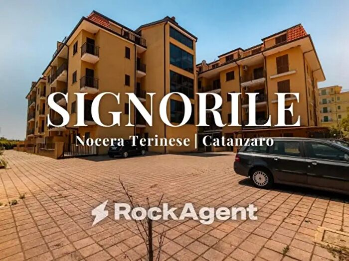 Appartamento bilocale in vendita in Via Cavour, Nocera Terinese