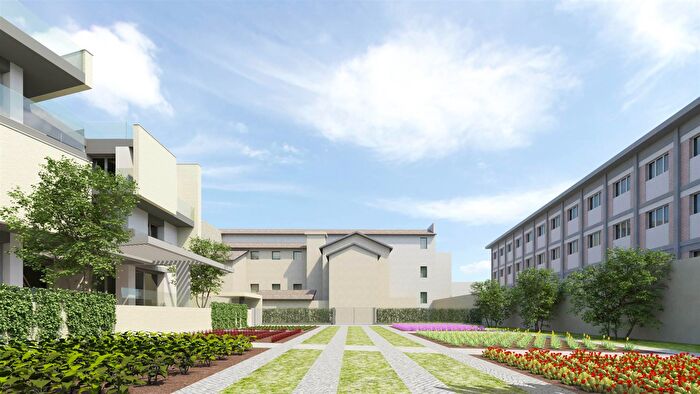 Case in Vendita e in Affitto - 2