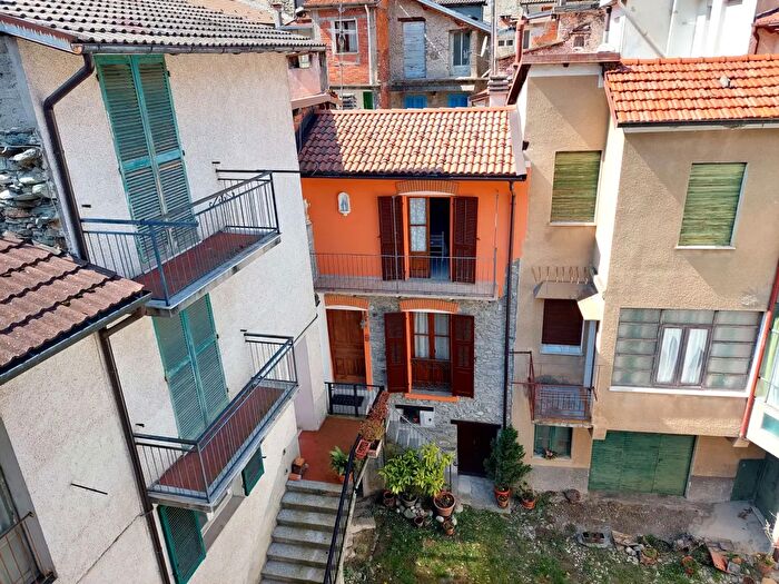 Casa trilocale in vendita in Via Pelazza, Ormea