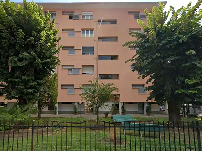 Appartamento trilocale in vendita in Via Puccini, San Giuliano Milanese