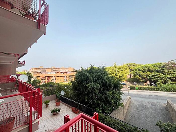 Appartamento quadrilocale in affitto in Salita Villa Contino, Villaggio Santo, Messina
