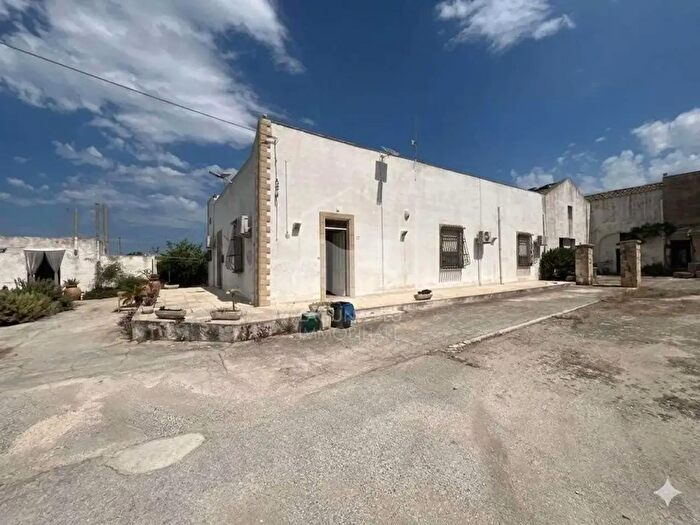 Casa con 6 locali in vendita in Cda Perino, Marsala