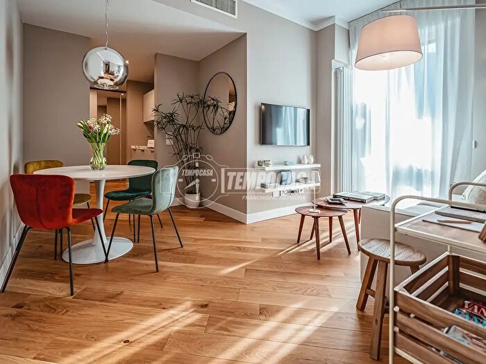 Appartamento bilocale in affitto in Via Melzo, Milano