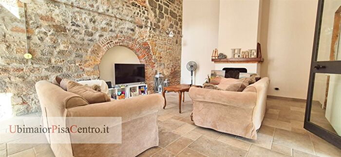 Casa con 6 locali in vendita in San Giuliano Terme