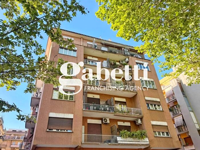 Appartamento quadrilocale in vendita in Via Prenestina a, Roma