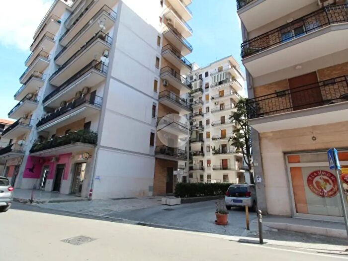 Appartamento quadrilocale in vendita in Via Luigi De Michele, Santa Maria Capua Vetere