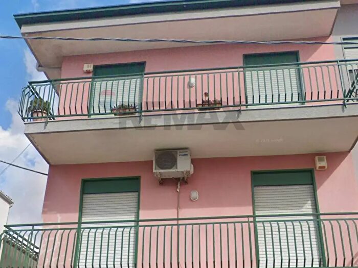 Appartamento trilocale in affitto in Via Emilia Romagna, Misterbianco