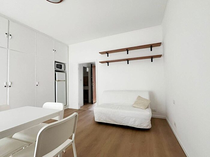 Appartamento monolocale in affitto in Via Coluccio Salutati, Vercelli Wagner, Milano