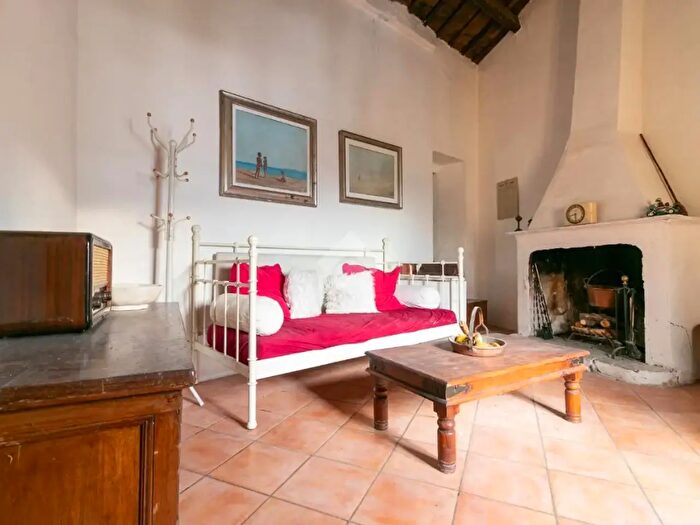 Appartamento trilocale in vendita in Piazza Piazza della Vittoria, Dovadola